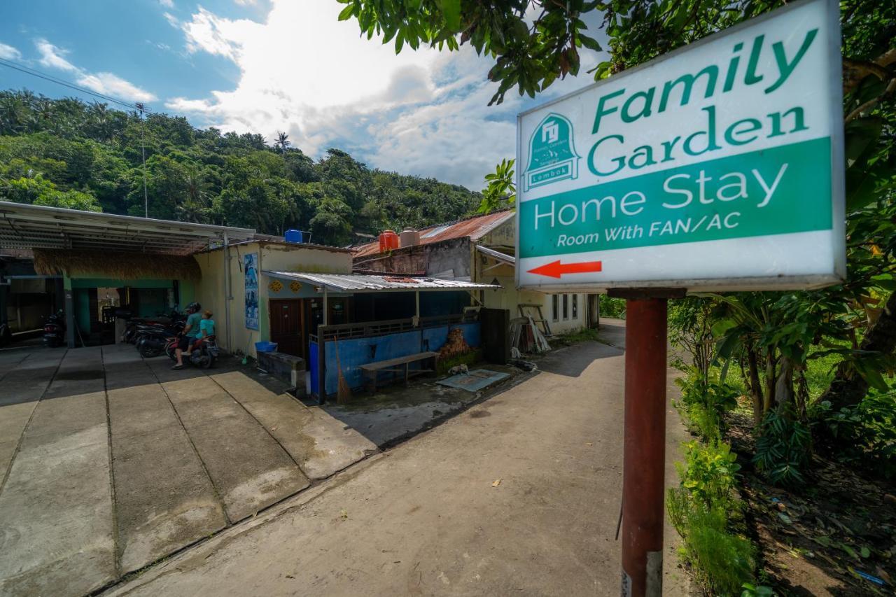 Family Garden Homestay Senggigi Buitenkant foto