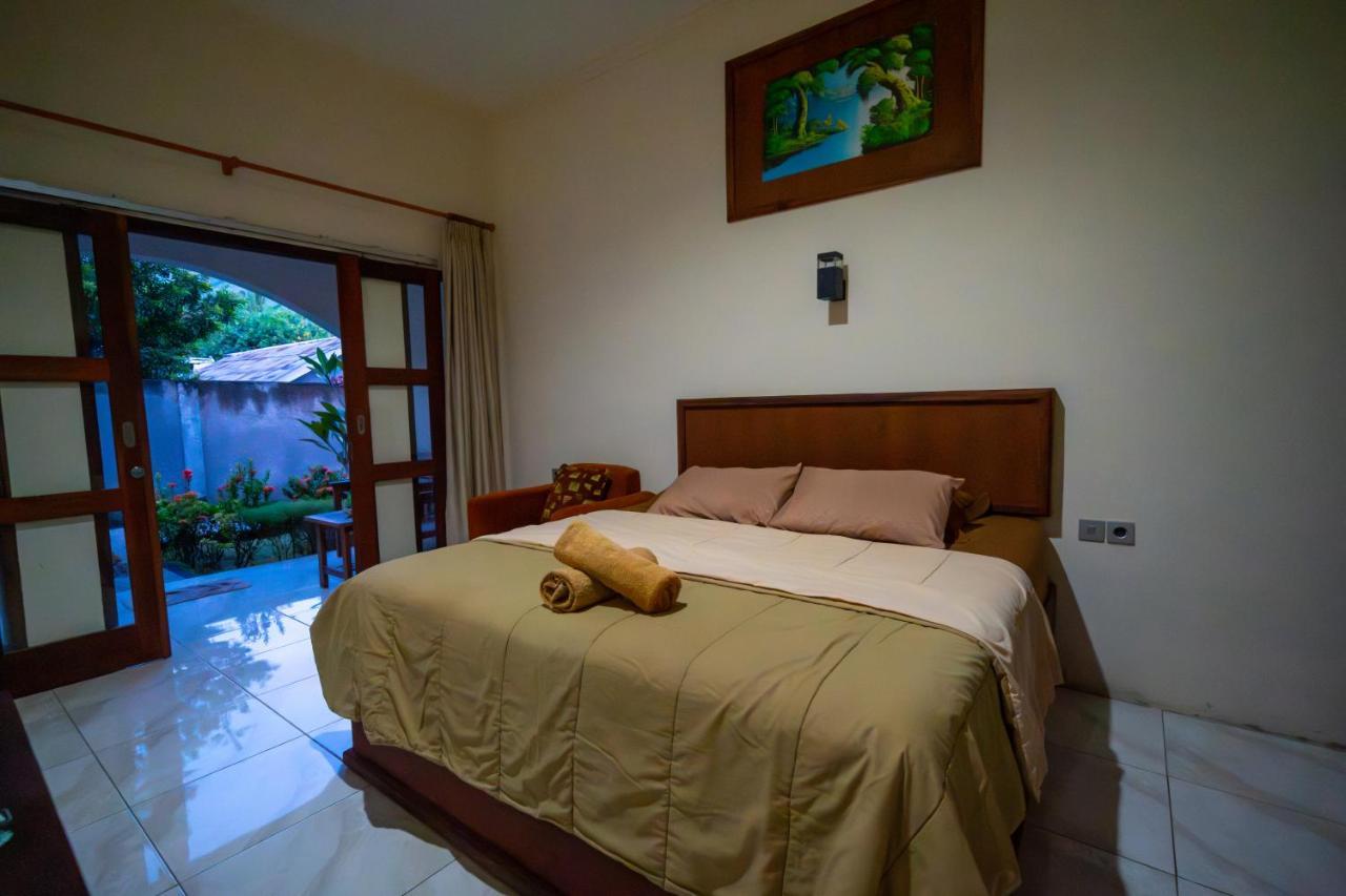 Family Garden Homestay Senggigi Buitenkant foto