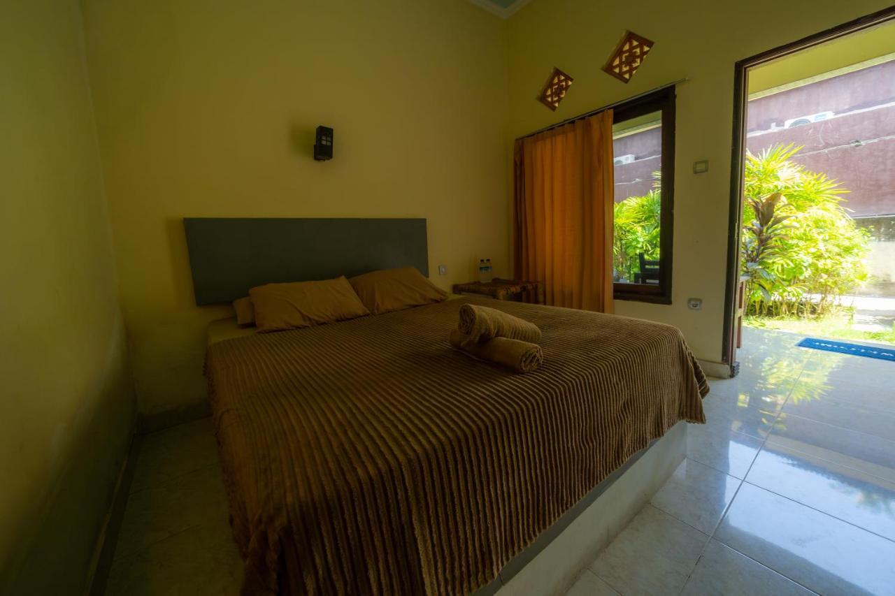 Family Garden Homestay Senggigi Buitenkant foto